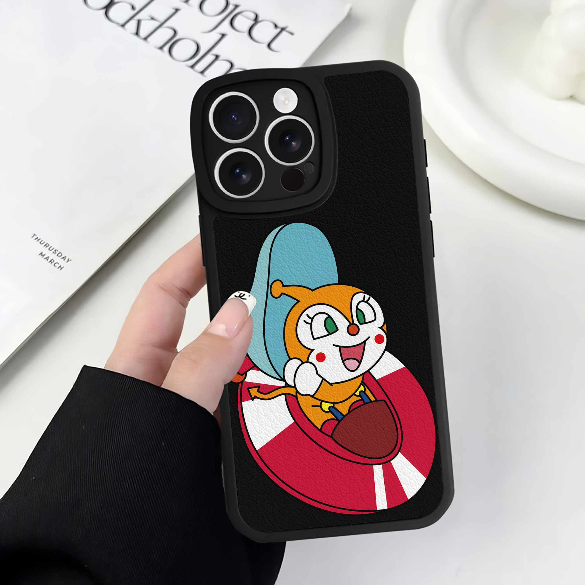（画像用） アンパンマン Anpanman 【iPhone 16シリーズ対応】シリコンスマホケース（レザー調） 材質：シリコン